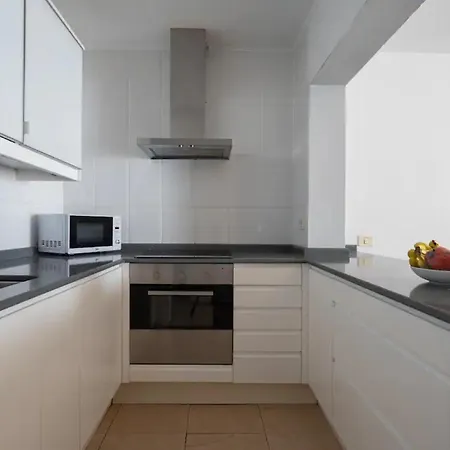 Amplio En El Centro San Bartolomé