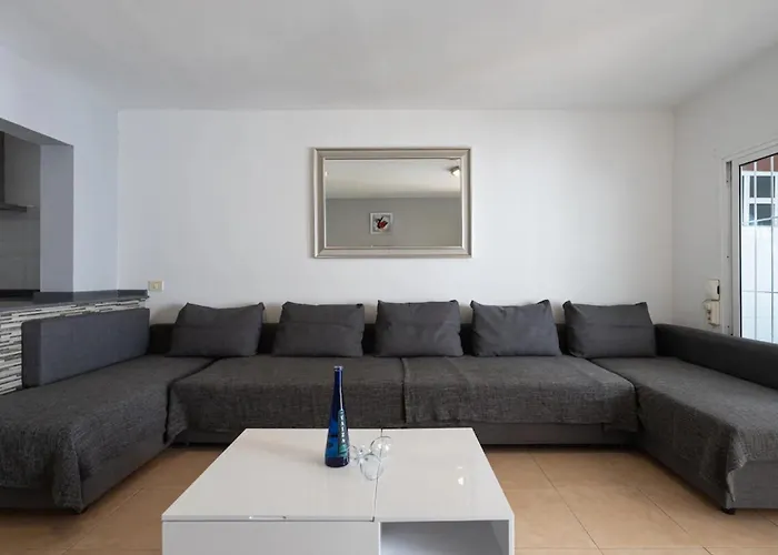 Amplio En El Centro Apartmán San Bartolomé